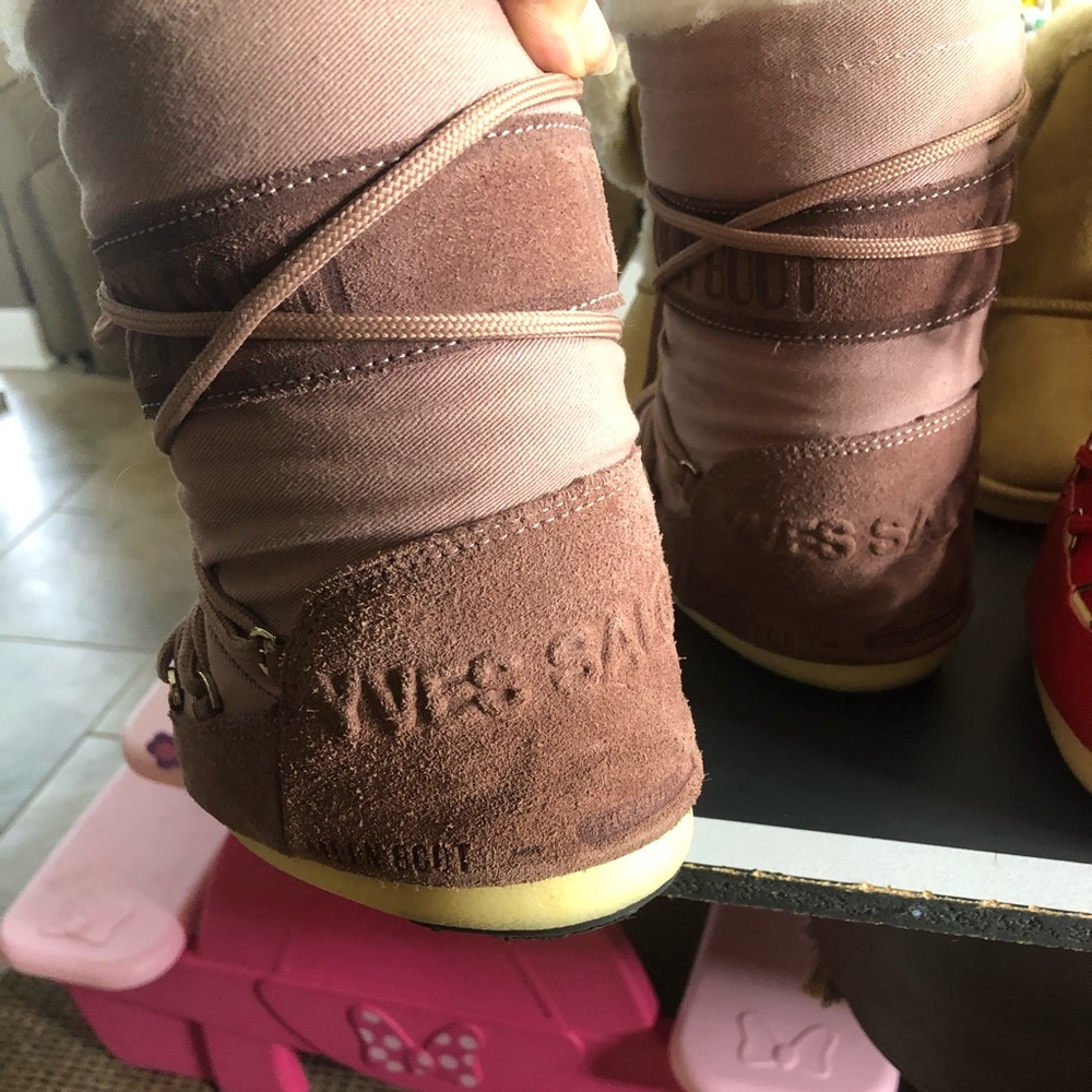YVES SOLOMON X Moon boot  RARE 
Size 23-26 (7-9) - Picture 2 of 2